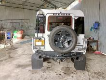 https://riyasewana.com/uploads/land-rover-defender-110-913263317113.jpg