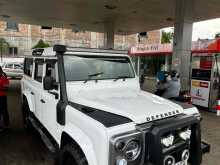 Land-Rover Defender 110 1992 SUV