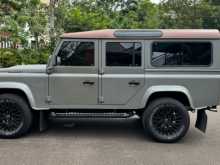 https://riyasewana.com/uploads/land-rover-defender-110puma-2011-2320582212673.jpg