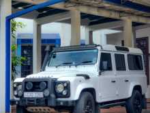 Land-Rover Defender 2019 SUV