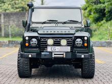 https://riyasewana.com/uploads/land-rover-defender-1317324817633.jpg