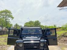 Land-Rover Defender 1980 SUV