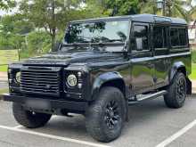 Land-Rover Defender 1985 SUV