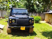 Land-Rover Defender 1980 SUV