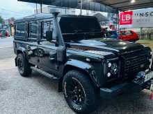 Land-Rover Defender 2008 SUV