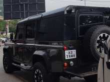 https://riyasewana.com/uploads/land-rover-defender-1967-1918290012113.jpg
