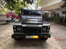 Land-Rover Defender 1976 SUV