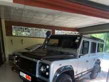 Land-Rover Defender 1976 SUV