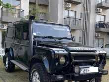 https://riyasewana.com/uploads/land-rover-defender-1979-1321092112102.jpg