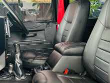 https://riyasewana.com/uploads/land-rover-defender-1979-138452112574.jpg