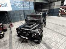 Land-Rover Defender 1979 SUV