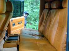 https://riyasewana.com/uploads/land-rover-defender-1980-116440912884.jpg