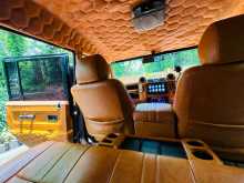 Land-Rover Defender 1980 SUV