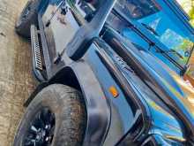https://riyasewana.com/uploads/land-rover-defender-1984-1523104612473.jpg