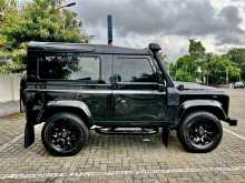 https://riyasewana.com/uploads/land-rover-defender-1987-1815522412754.jpg