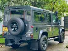 https://riyasewana.com/uploads/land-rover-defender-1995-3119474512252.jpg