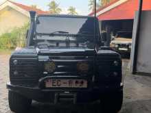 Land-Rover Defender 1995 SUV