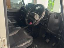 https://riyasewana.com/uploads/land-rover-defender-2-2-148312810465.jpg