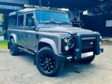 Land-Rover Defender 2.2 Puma 2015 SUV