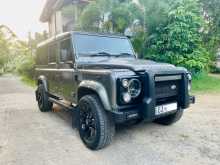 Land-Rover Defender 2.2 Puma 2015 SUV