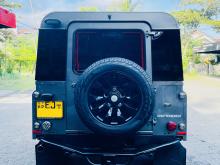 https://riyasewana.com/uploads/land-rover-defender-2-2-517310017256.jpg
