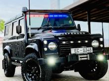 Land-Rover DEFENDER 2.4 PUMA 2010 SUV