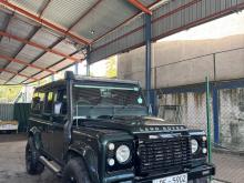 Land-Rover Defender 2.4 Puma 2009 SUV