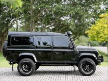 https://riyasewana.com/uploads/land-rover-defender-2-4-2913003024272.jpg