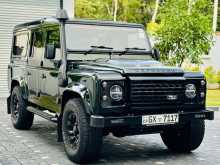 Land-Rover Defender 2002 SUV