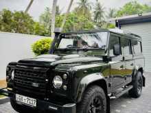 Land-Rover Defender 2002 SUV