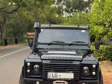 Land-Rover Defender 2004 SUV