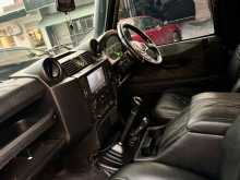 https://riyasewana.com/uploads/land-rover-defender-2013-519041412133.jpg