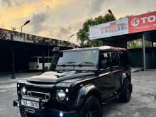 Land-Rover Defender 2013 SUV