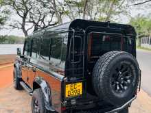 https://riyasewana.com/uploads/land-rover-defender-2015-2822062612374.jpg