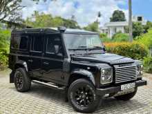 Land-Rover Defender 2015 SUV