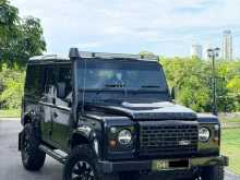 Land-Rover Defender 2016 SUV