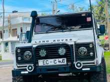 Land-Rover Defender 2023 SUV