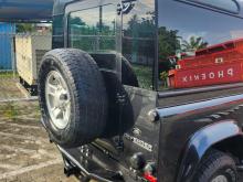 https://riyasewana.com/uploads/land-rover-defender-2110591410326.jpg