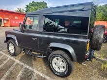https://riyasewana.com/uploads/land-rover-defender-2110591410734.jpg