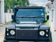 Land-Rover Defender 2009 SUV