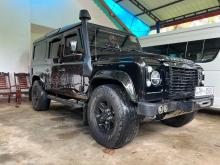 Land-Rover Defender 2013 SUV
