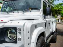 https://riyasewana.com/uploads/land-rover-defender-2295618772.jpg