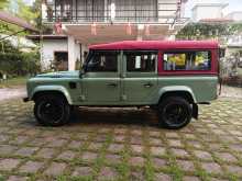 https://riyasewana.com/uploads/land-rover-defender-23161910154.jpg