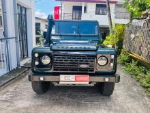 Land-Rover Defender 1980 SUV