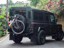 Land-Rover Defender 2008 SUV