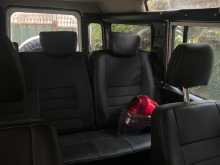https://riyasewana.com/uploads/land-rover-defender-2555539613.jpg
