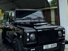 Land-Rover Defender 2015 SUV