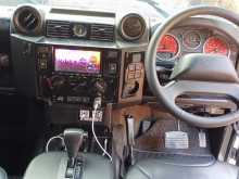 https://riyasewana.com/uploads/land-rover-defender-29154958593.jpg