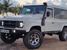 Land-Rover Defender 0 SUV