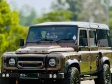 Land-Rover Defender 1981 SUV